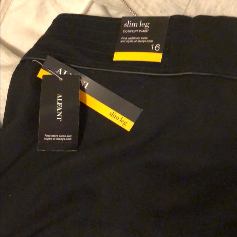 Slim leg pant